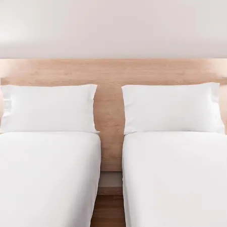 Moov Oriente Hotel 2*