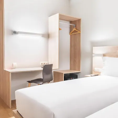 Hotel Moov Oriente