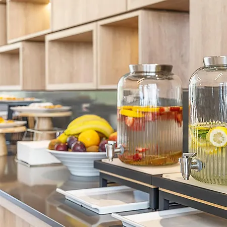 Moov Oriente Отель 2*