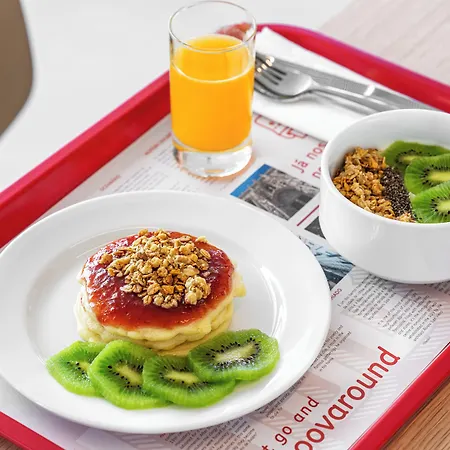 Moov Oriente Отель