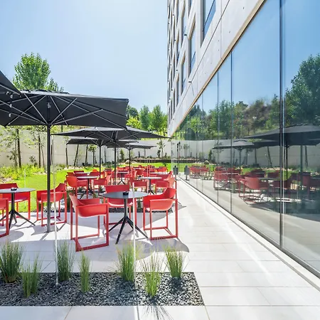 Moov Oriente فندق