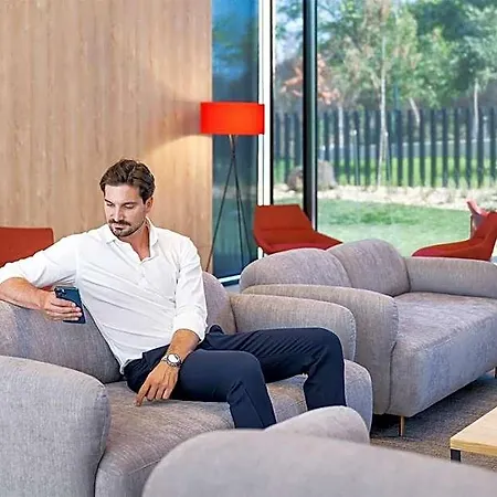 Ξενοδοχείο Moov Oriente 3*